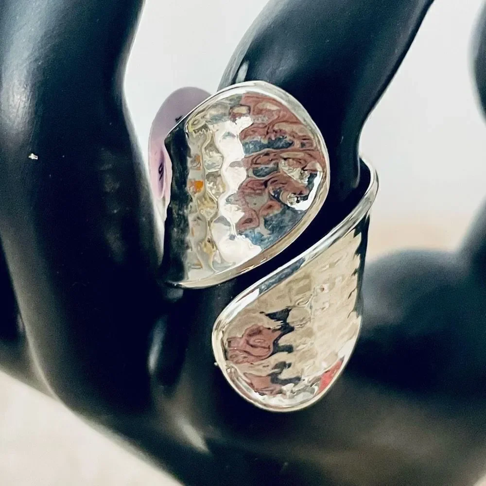 NWT Made in Mexico .925 Sz 8 Sterling Silver Wrapped around Polished Big Ring